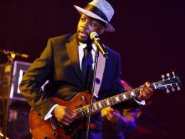 Wyclef Jean Performing